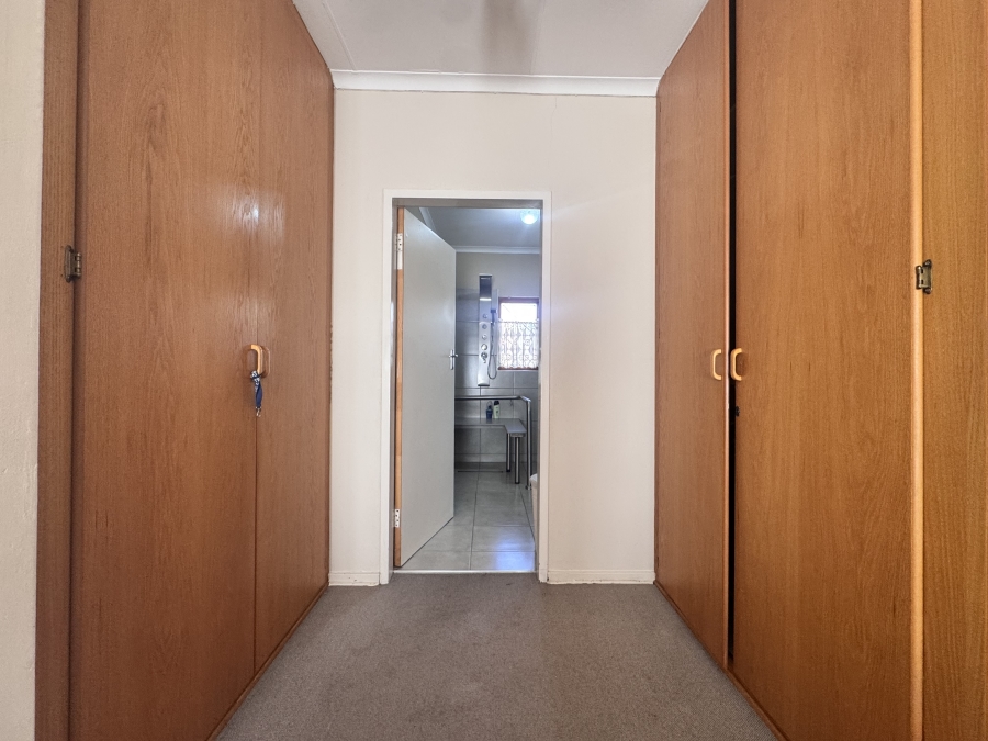 To Let 3 Bedroom Property for Rent in Flamwood North West
